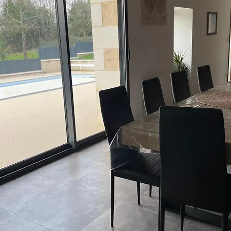 Colas Breton Holiday home Yviers